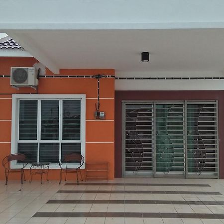 Maihomestay Seri Iskandar Ngoại thất bức ảnh